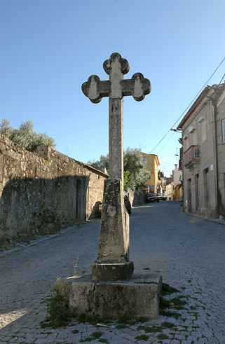 Cruzeiro do Carvalhal da Louça