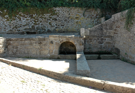 Fonte dos Mouros
